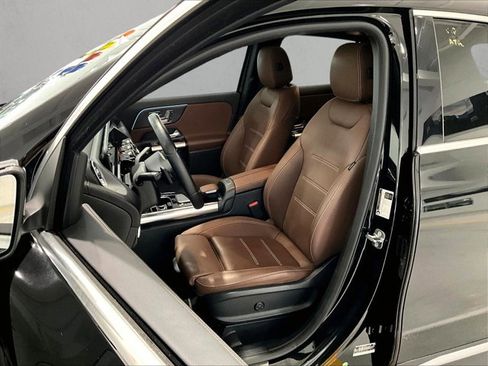Used 2023 Mercedes-Benz GLA 250 4MATIC image 27