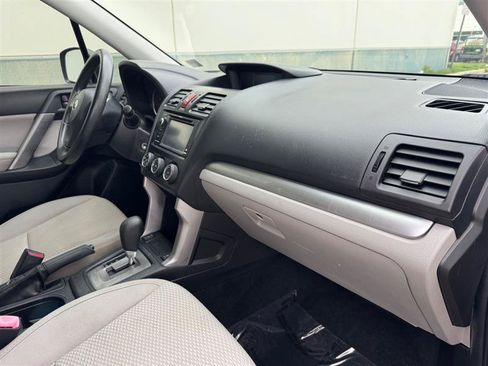 Used 2014 Subaru Forester 2.5i Premium AWD/4WD image 52