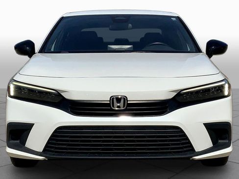 Used 2023 Honda Civic Sport image 4