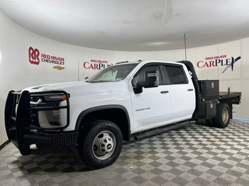 Used 2022 Chevrolet Silverado 3500 W/T w/ WT Convenience Package AWD/4WD image 3