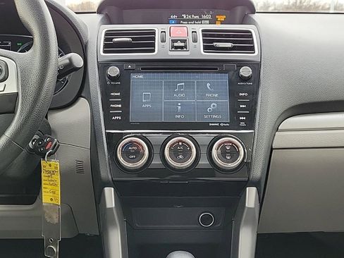 Used 2018 Subaru Forester 2.5i Premium image 18