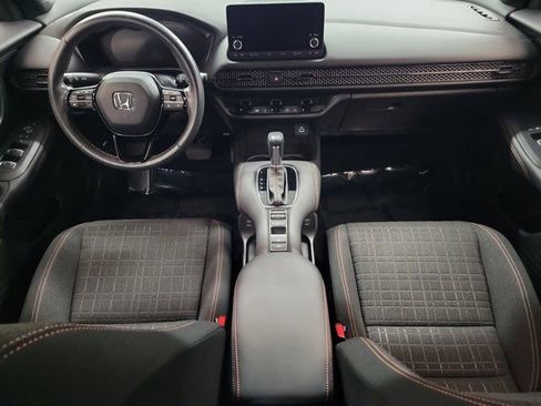 Certified 2025 Honda HR-V Sport image 14
