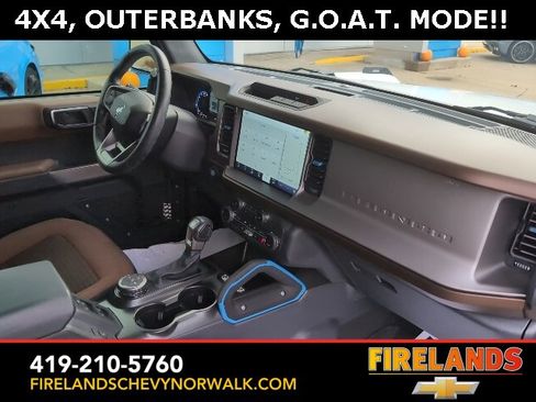 Used 2021 Ford Bronco Outer Banks image 16