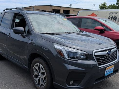 Used 2021 Subaru Forester Premium w/ Popular Package #1 AWD/4WD image 3