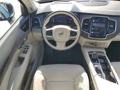 Used 2023 Volvo XC90 B5 Plus w/ Protection Package Premier image 32