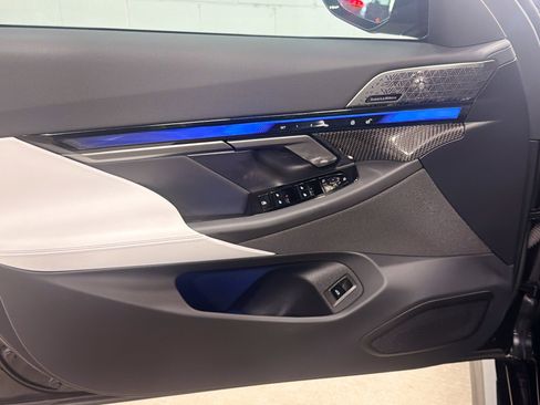 Used 2026 BMW M5 Touring w/ M Driver's Package image 22