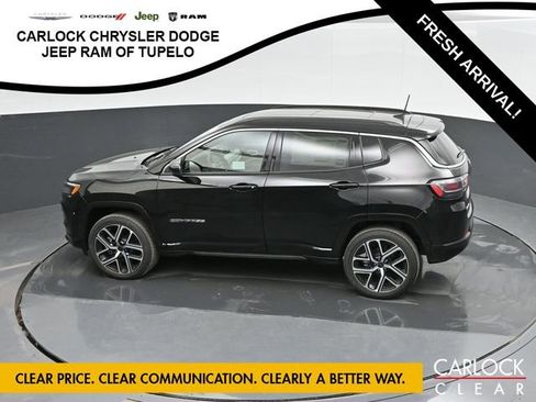 Used 2025 Jeep Compass Limited w/ Elite Group image 25