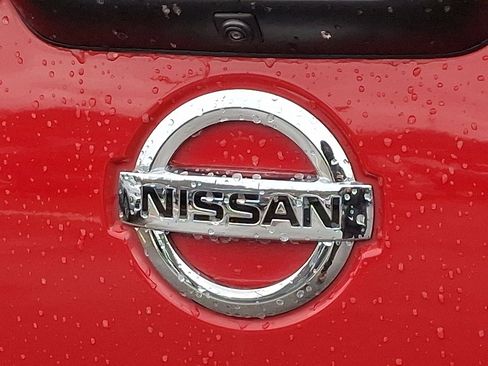 Used 2020 Nissan Titan SV w/ SV Convenience Package image 28