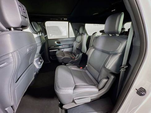 New 2026 Ford Expedition Max Platinum AWD/4WD image 31