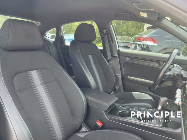 Used 2025 Honda Civic Sport image 29