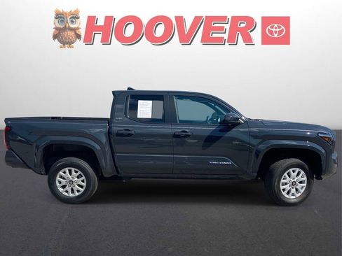 Used 2026 Toyota Tacoma SR5 RWD image 2