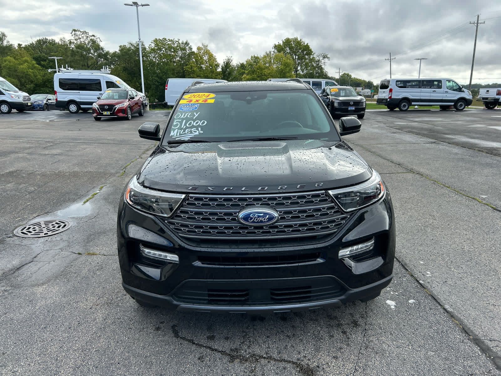 Used 2024 Ford Explorer XLT w/ Equipment Group 202A AWD/4WD image 9