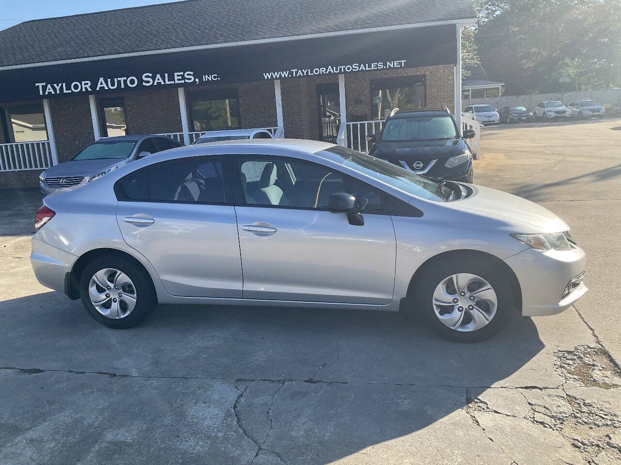 Used 2013 Honda Civic LX image 2