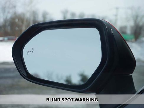 Used 2025 Toyota Camry SE w/ Multimedia Upgrade Package image 5