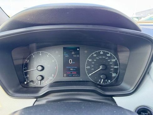 Used 2024 Toyota Corolla SE w/ SE Convenience Package image 16