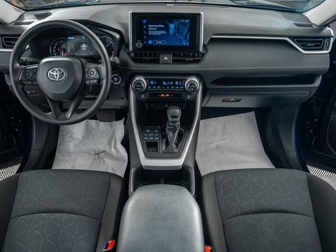 Certified 2025 Toyota RAV4 XLE image 19