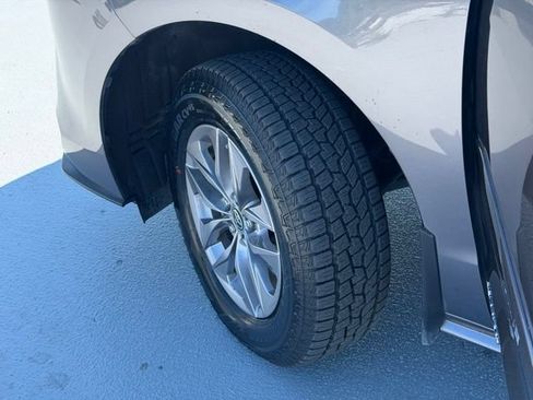 Used 2021 Toyota Sienna LE w/ LE Plus Package AWD/4WD image 24
