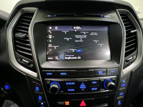 Used 2017 Hyundai Santa Fe FWD image 23