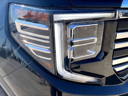 Certified 2022 GMC Sierra 1500 SLT image 27