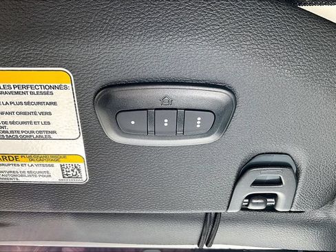 Used 2025 Jeep Gladiator Sport AWD/4WD image 32