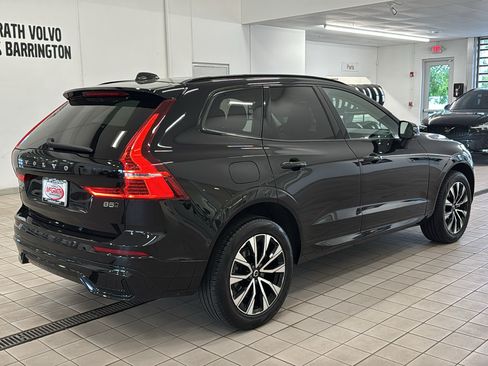 Used 2024 Volvo XC60 B5 Core w/ Climate Package AWD/4WD image 5