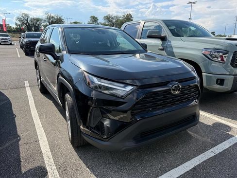 Used 2025 Toyota RAV4 LE FWD image 10