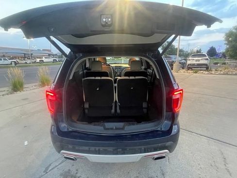 Used 2017 Ford Explorer Platinum AWD/4WD image 28