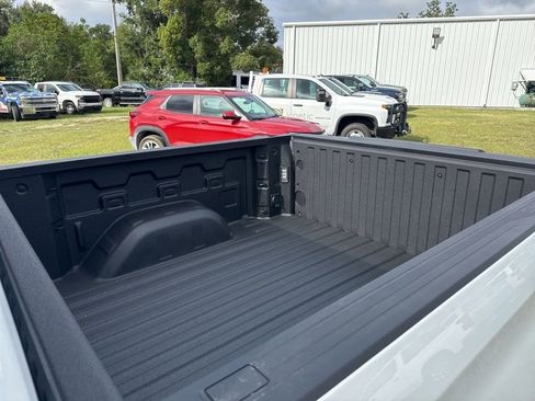 New 2025 Chevrolet Silverado 1500 LT image 16