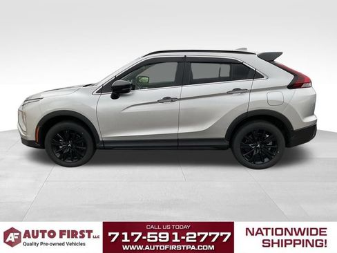 Used 2025 Mitsubishi Eclipse Cross AWD image 3