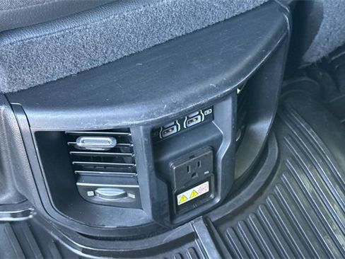 Used 2021 RAM 2500 Laramie w/ Night Edition image 43