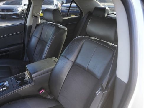 Used 2006 Cadillac STS V image 10