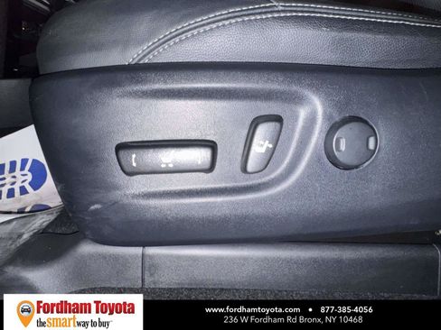 Used 2019 Toyota 4Runner Limited AWD/4WD image 17