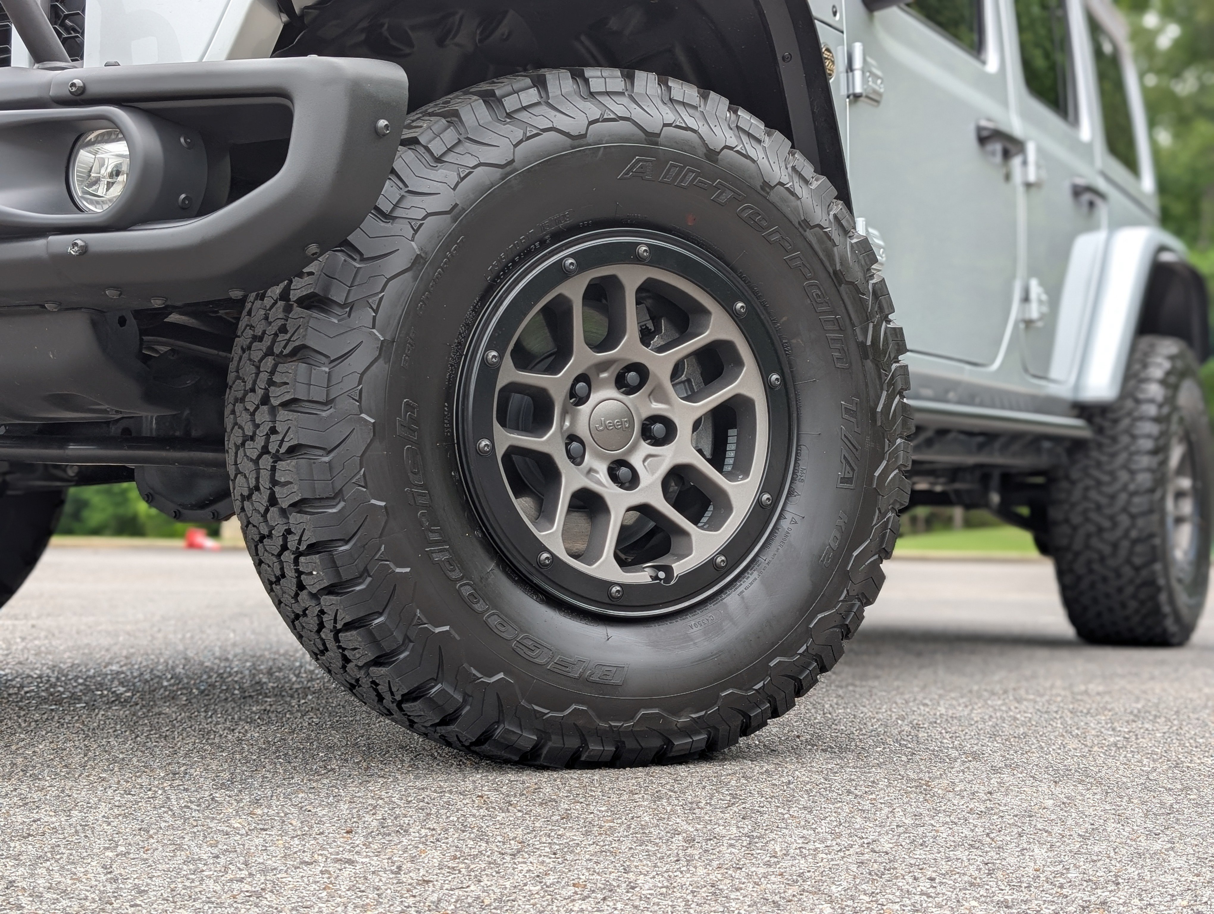 Used 2023 Jeep Wrangler Unlimited Rubicon 392 w/ Xtreme Recon 35" Tire Package AWD/4WD image 34