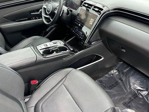 Certified 2024 Hyundai Tucson Limited FWD image 16