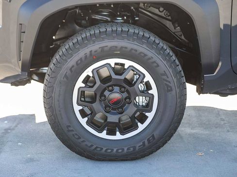 New 2026 Toyota Tacoma TRD Off-Road image 10