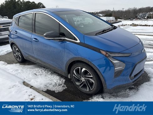 Used 2023 Chevrolet Bolt LT w/ Infotainment Package image 1