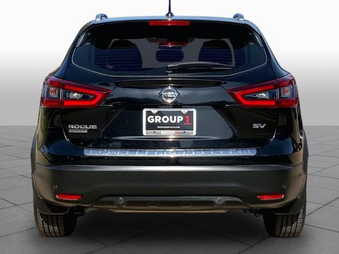Used 2020 Nissan Rogue Sport SV FWD image 5