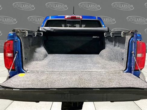 Used 2019 Chevrolet Colorado Z71 AWD/4WD image 9