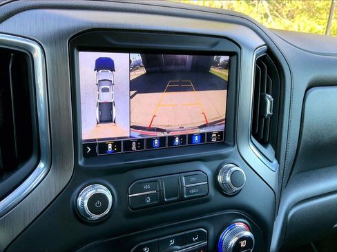 Used 2023 GMC Sierra 3500 Denali w/ Denali Ultimate Package image 19