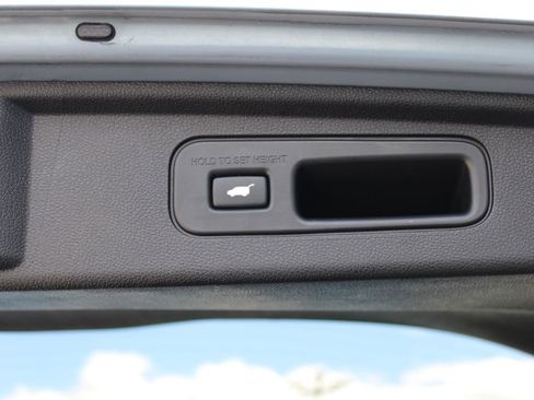 Used 2025 Honda Odyssey Sport-L image 23