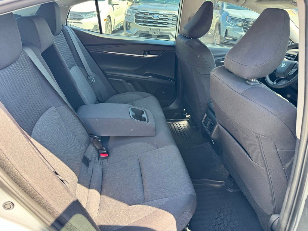 Used 2025 Toyota Camry LE FWD image 27