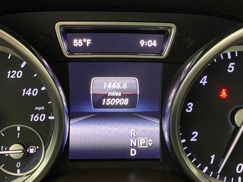 Used 2015 Mercedes-Benz ML 350 4MATIC w/ Premium 1 Package image 21