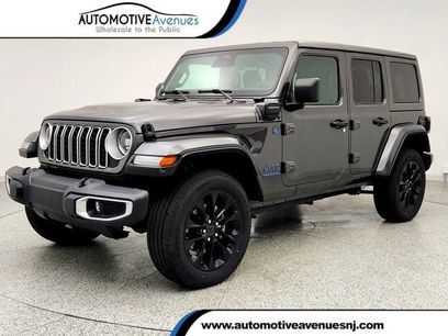 Used 2025 Jeep Wrangler Unlimited Sahara w/ Safety Group