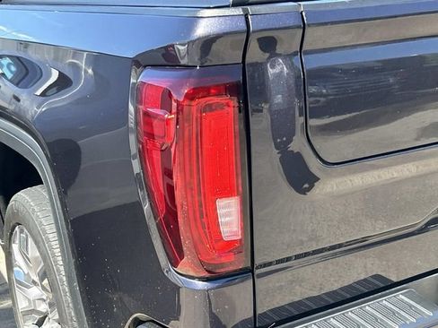 Used 2023 GMC Sierra 1500 Denali w/ Denali Reserve Package AWD/4WD image 7