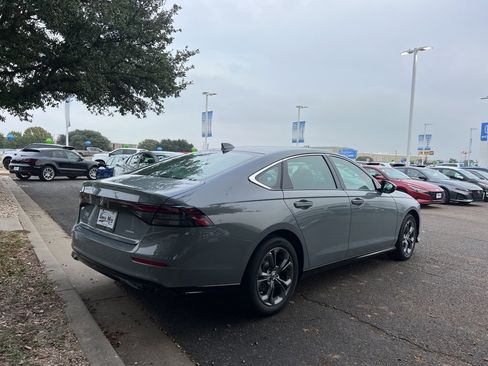 New 2025 Honda Accord EX-L image 6