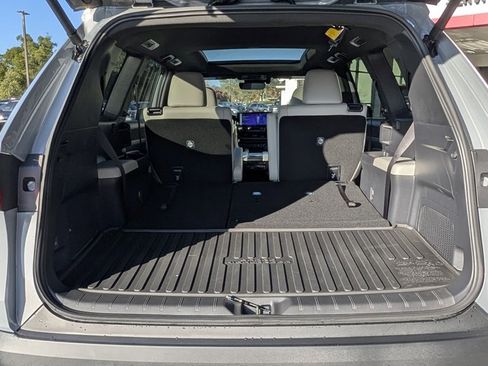 Used 2026 Toyota Grand Highlander AWD Hybrid image 26