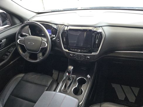 Used 2022 Chevrolet Traverse RS image 28