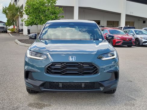 Used 2024 Honda HR-V Sport image 2