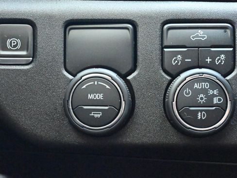 Used 2024 Chevrolet Silverado 1500 RST w/ Protection Package image 12