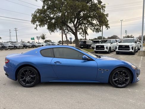 Used 2013 Maserati GranTurismo Sport image 4